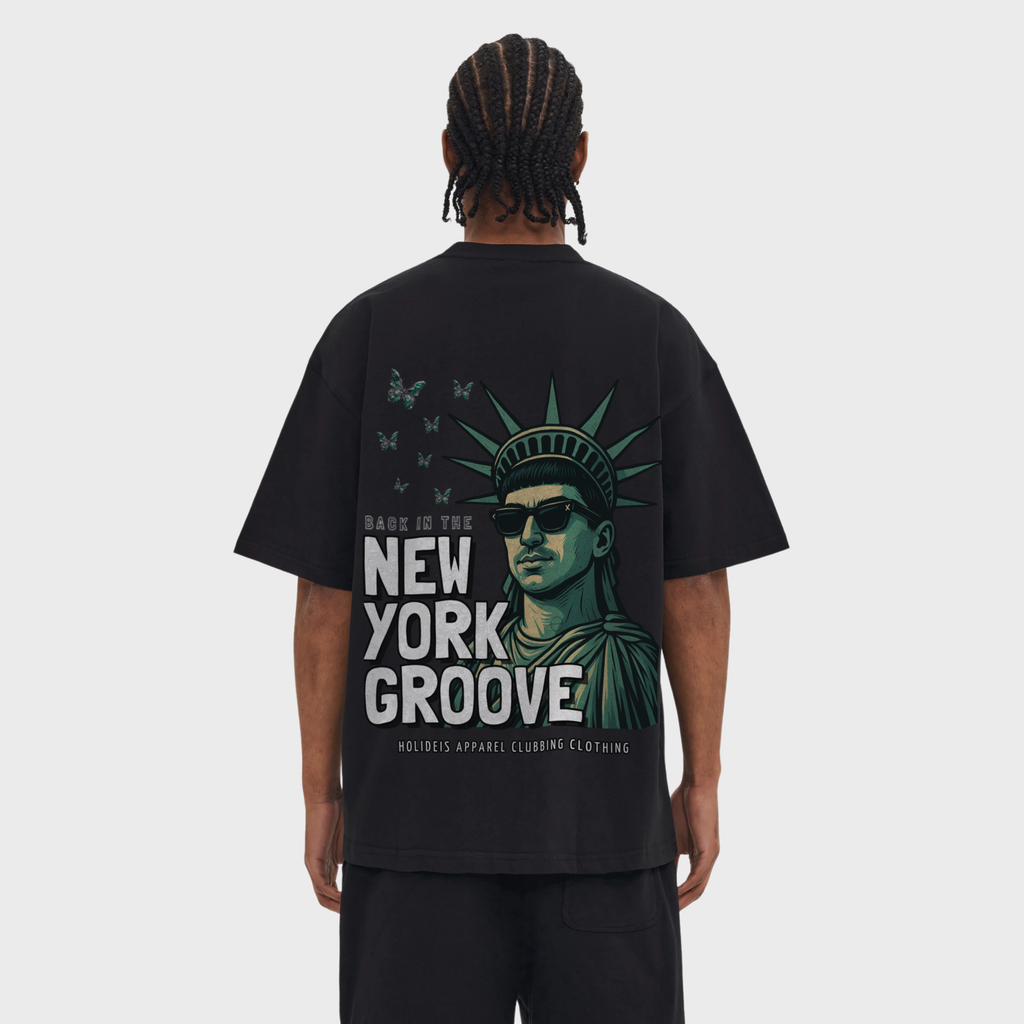New York Groove Tee | Black & White