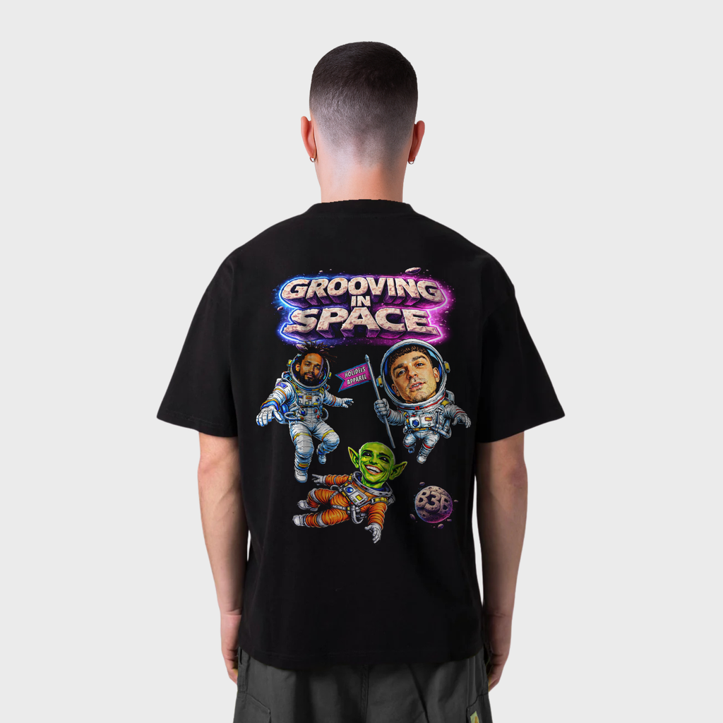 Grooving in Space Tee | Black